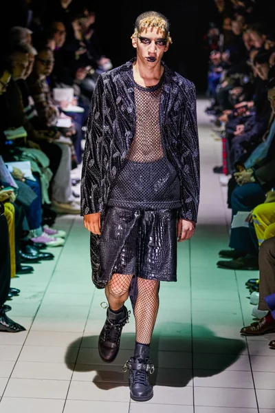 Look 33